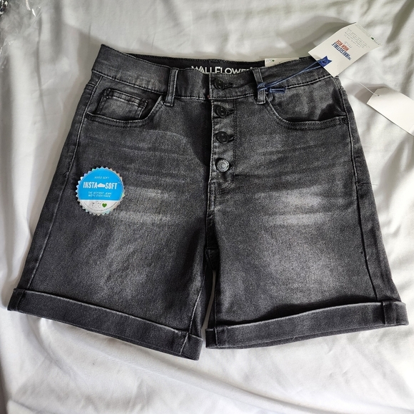 Wallflower Pants - Wallflower irresistible high rise midi shorts cuffed jean sz 5 17 nwt